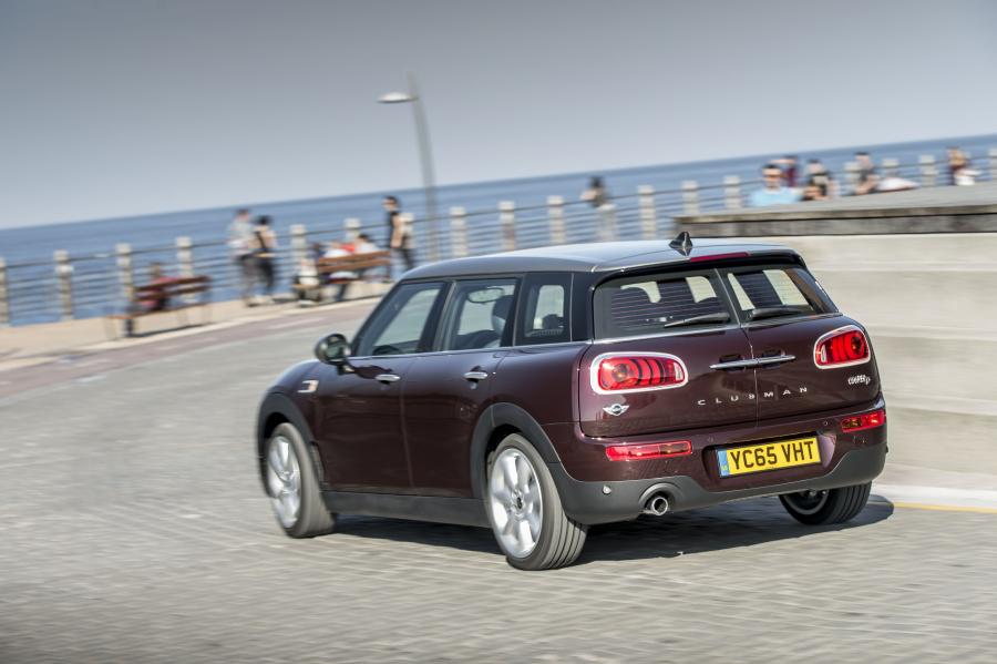  Mini Cooper D Clubman 2015 года  (UK) (фото 64 из 127)